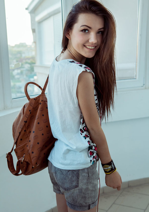 Ириночка, 18 лет, 2 размер груди